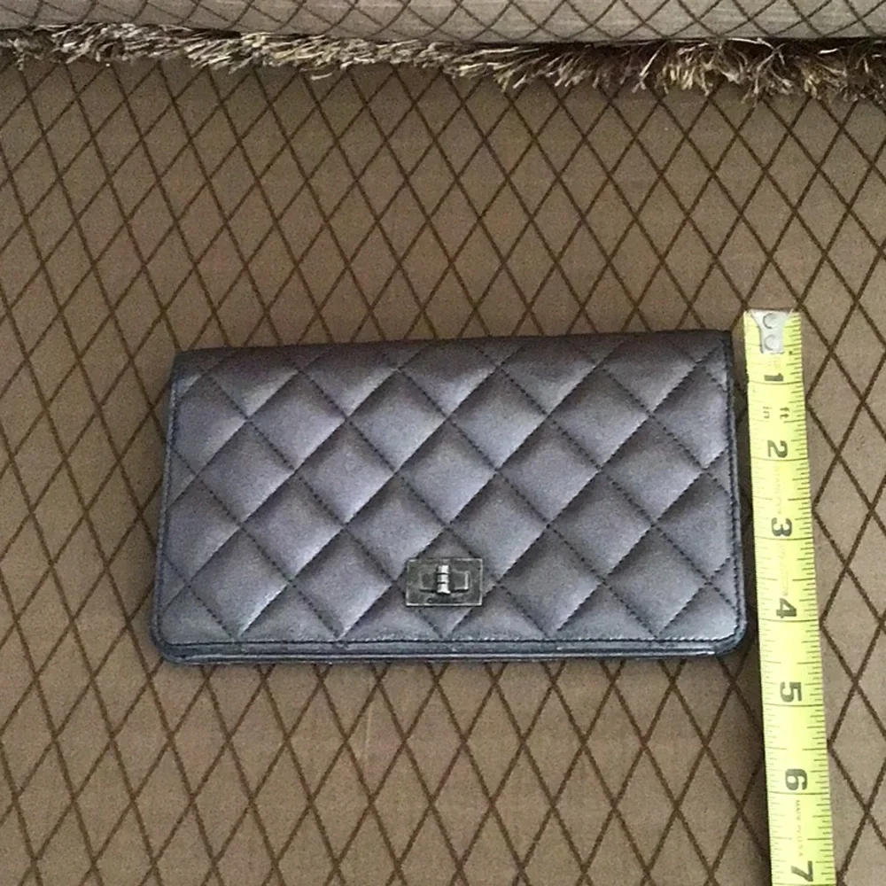 Chanel Wallet - Picture 7 of 12